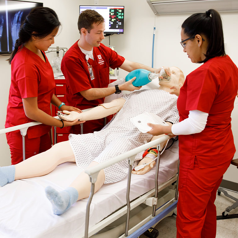 FW students in sim lab